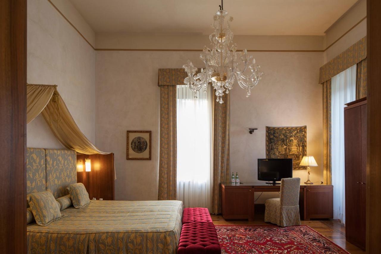 Hotel Villa Giona Сан-Пьетро-ин-Карьяно Экстерьер фото